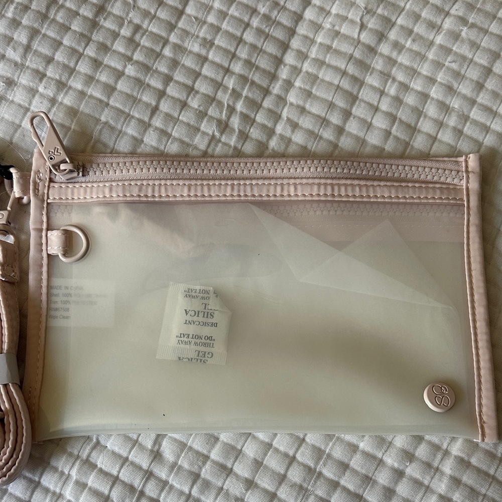 Samantha Brown Clear Crossbody Pouch in Light Pink - Picture 2 of 6